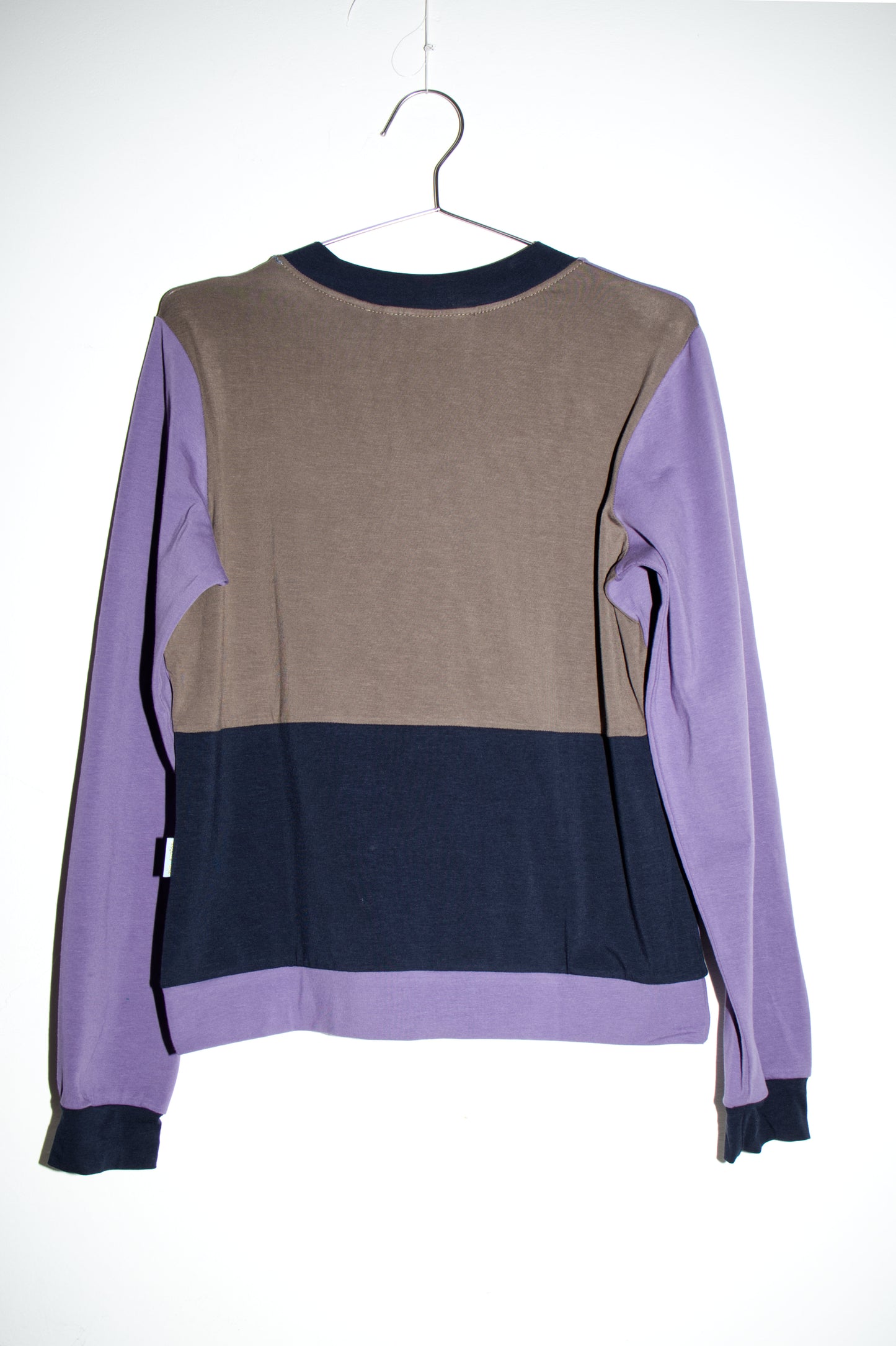 Basic Longsleeve color blk violett